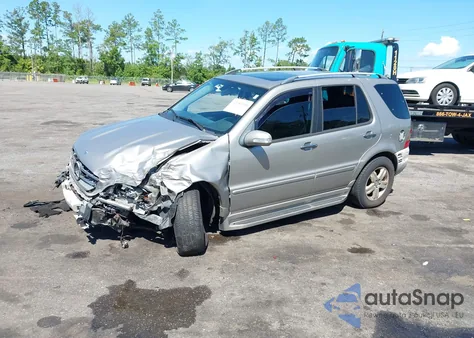 2005 Mercedes-Benz Ml 350 4Matic z USA, uszkodzony, nr VIN 4JGAB57E35A553395